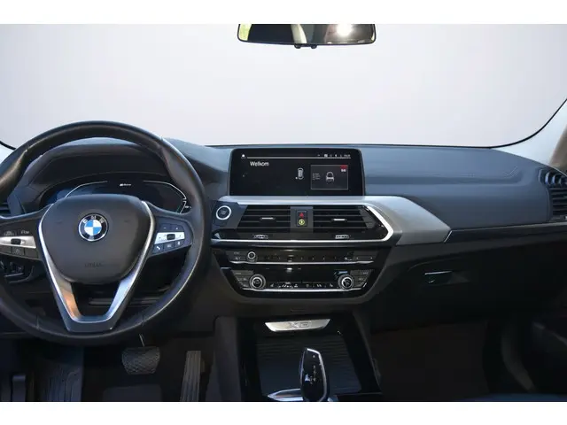 BMW X3 xDrive30e eDrive Edition 2021 Hybride Benzine 10