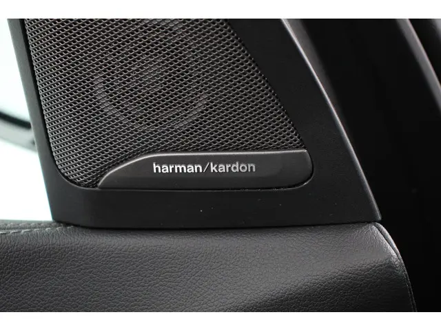 BMW X5 xDrive40i High Executive 2020 Benzine 22