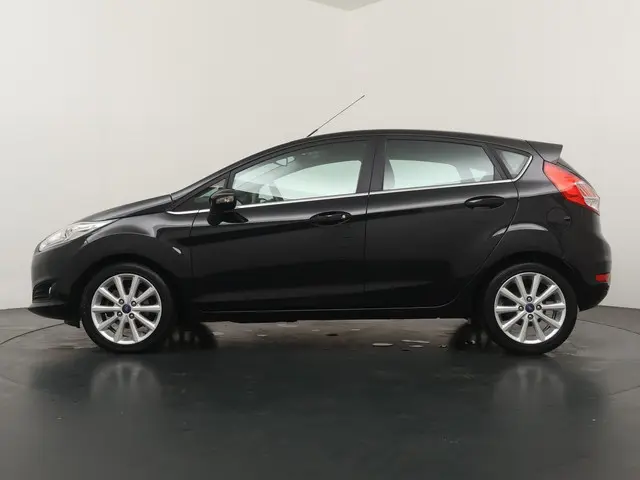 Ford Fiesta 1.0 EcoBoost Titanium 2016 Benzine 2