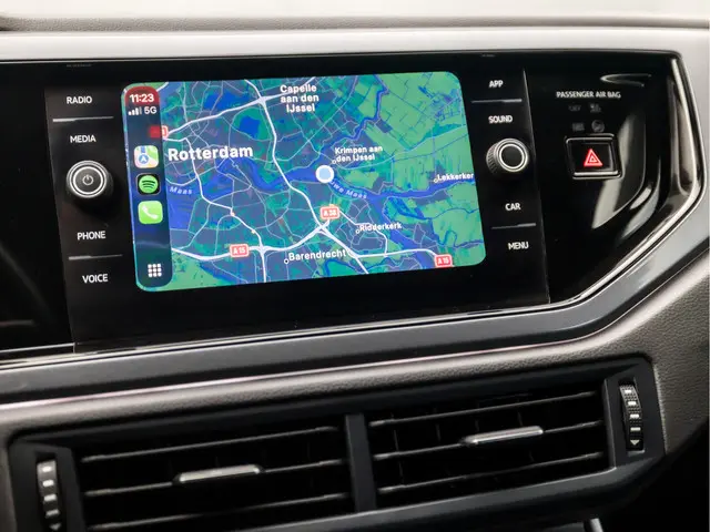 Volkswagen Polo 1.0 TSI R-Line Sport 2018 Benzine 27