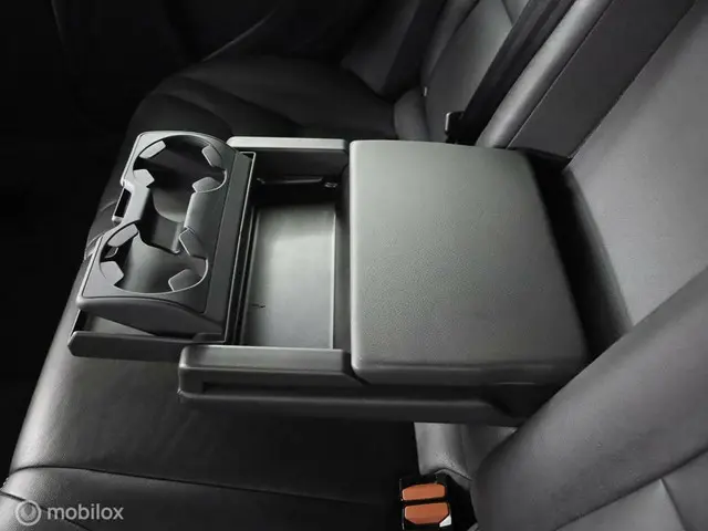 Volvo V60 1.5 T2 Polar+| Leer| Trekhaak 2018 Benzine 43