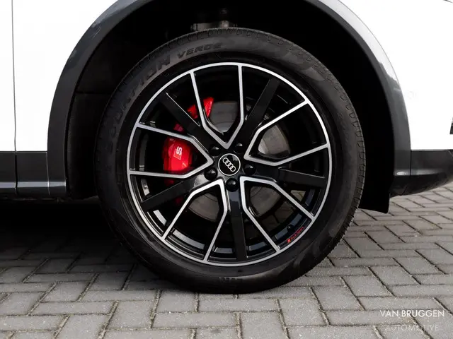 Audi Q5 55 TFSI e quattro S-Line 2019 Hybride Benzine 19