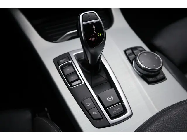 BMW X3 xDrive35i High Executive 2015 Benzine 43