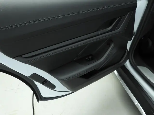Porsche Taycan Cross Turismo 4S 93 kWh 2022 Elektrisch 16