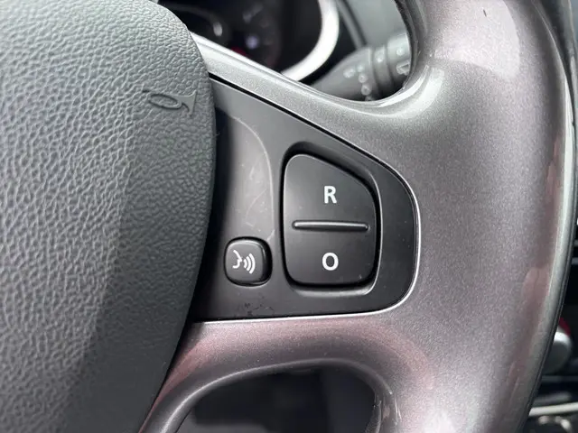 Renault Clio 0.9 TCe Eco2 Limited 2016 Benzine 26