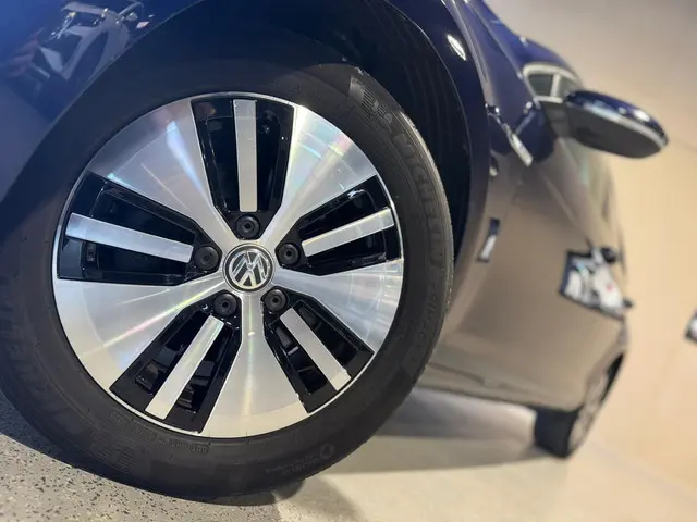 Volkswagen e-Golf E-DITION 2019 Elektrisch 10