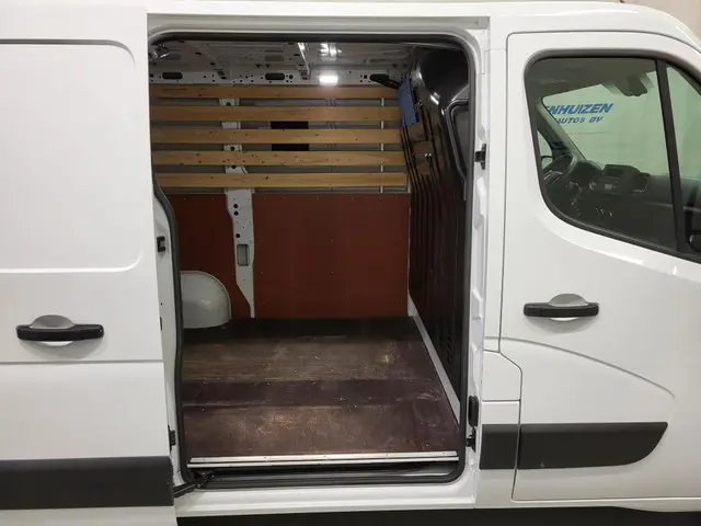 Renault Master 2.3dCi 136pk Trekhaak Euro 6! 2020 Diesel 6