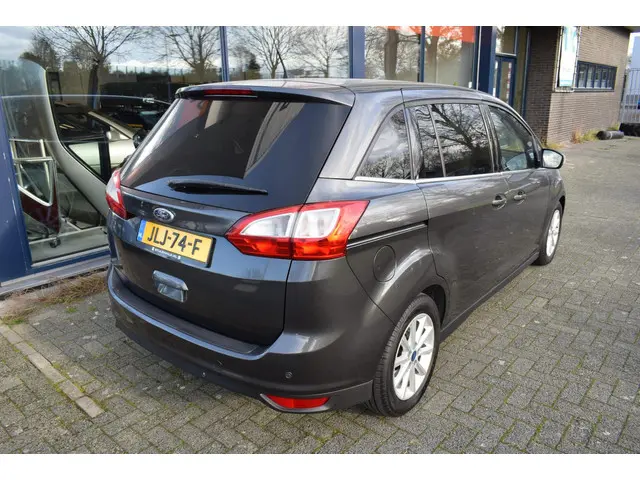 Ford Grand C-Max 1.0 Titanium 2016 Benzine 6