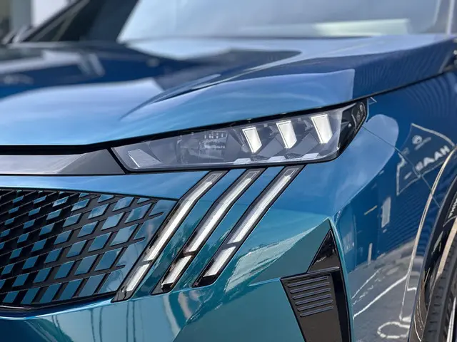 Peugeot e-3008 GT Avantage 210 73 kWh 2025 Elektrisch 6