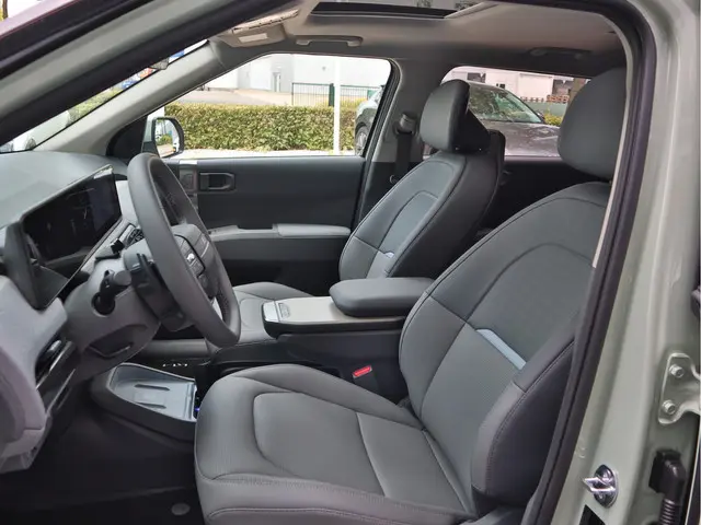 Kia EV3 Plus Advanced 81.4 kWh 2025 Elektrisch 17