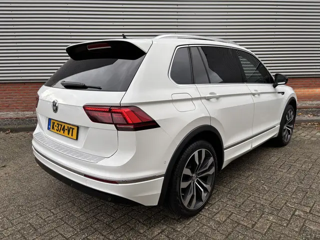 Volkswagen Tiguan 2.0 TSI 4Motion Highline 2016 Benzine 2