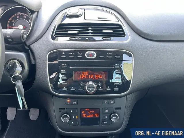 Fiat Punto Evo 0.9 TwinAir Sport 2013 Benzine 15