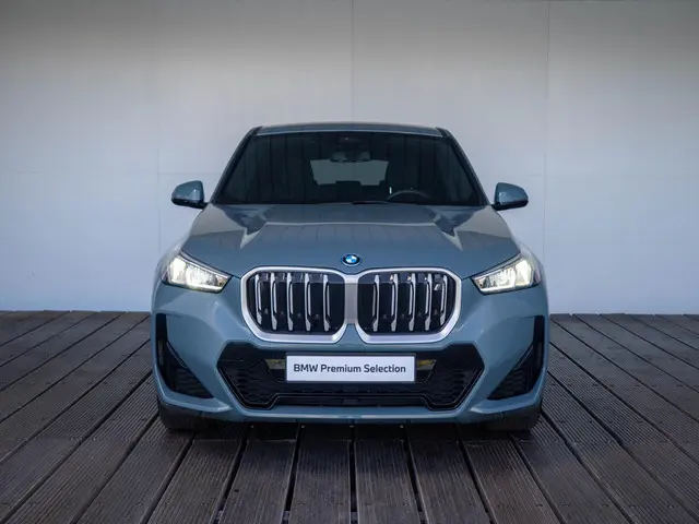 BMW iX1 xDrive30 2023 Elektrisch 3