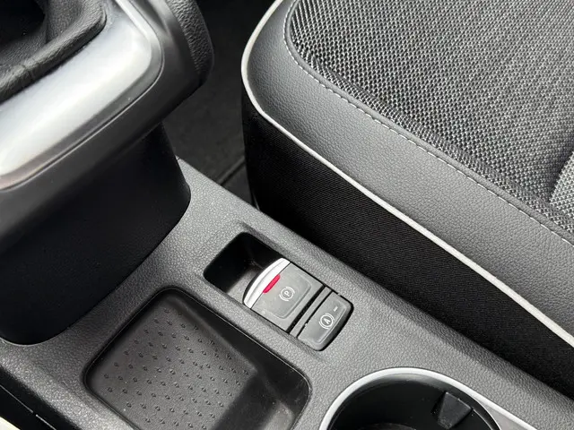 Renault Captur 1.0 TCe 100 Intens 2020 Benzine 23