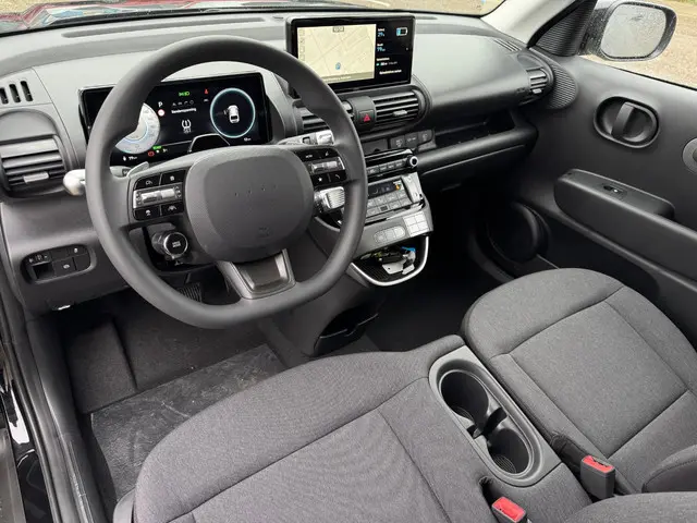 Hyundai Inster E-Motion 49 kWh 2025 Elektrisch 10