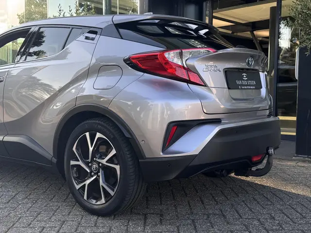 Toyota C-HR 1.8 Hybrid Style 2019 Hybride Benzine 15