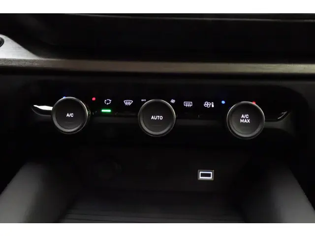 Citroën C5 X C5X 1.2 PureTech Plus 2025 Benzine 20