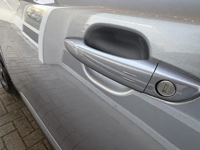 Peugeot e-2008 EV Allure 54 kWh 2023 Elektrisch 14