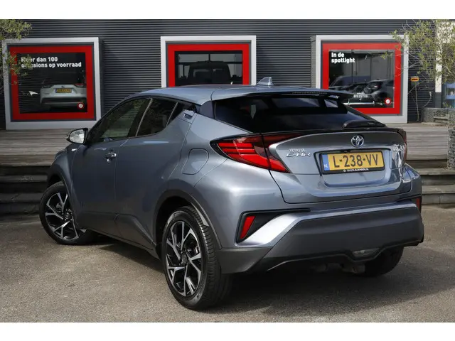 Toyota C-HR 1.8 Hybrid Style 2021 Hybride Benzine 7