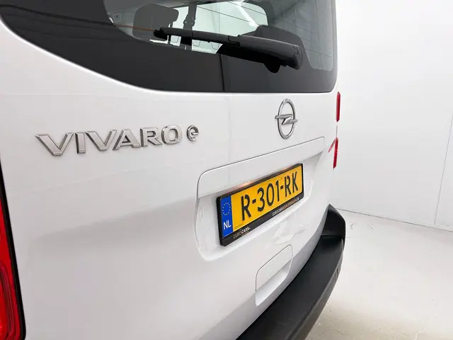 Opel Vivaro-e Combi L3H1 75 kWh 2022 Elektrisch 18