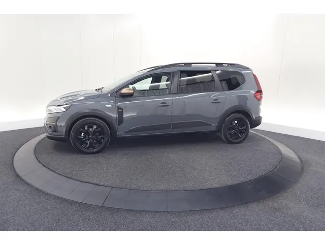 Dacia Jogger TCe 110 Extreme 2025 Benzine 75