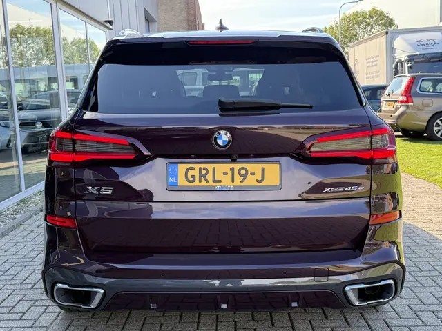 BMW X5 xDrive45e High Executive 2021 Hybride Benzine 12