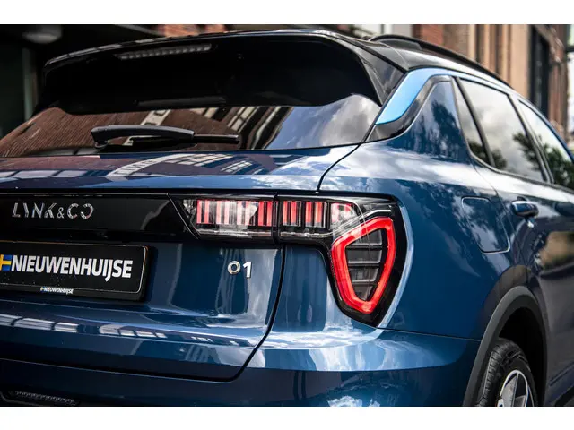 Lynk & Co 01 1.5 2023 Hybride Benzine 7