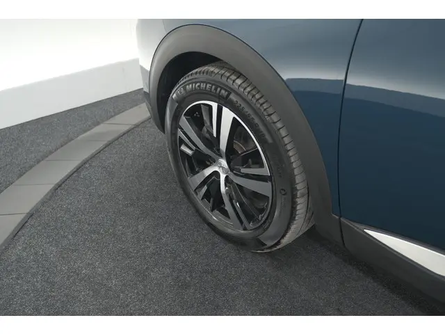 Peugeot 5008 PureTech 130 GT 2024 Benzine 16