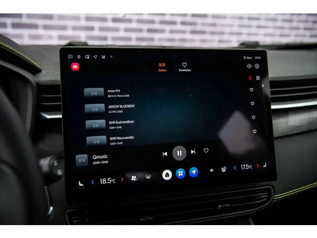 Lynk & Co 01 1.5 Plug-in Hybrid Core 2025 Hybride Benzine 19