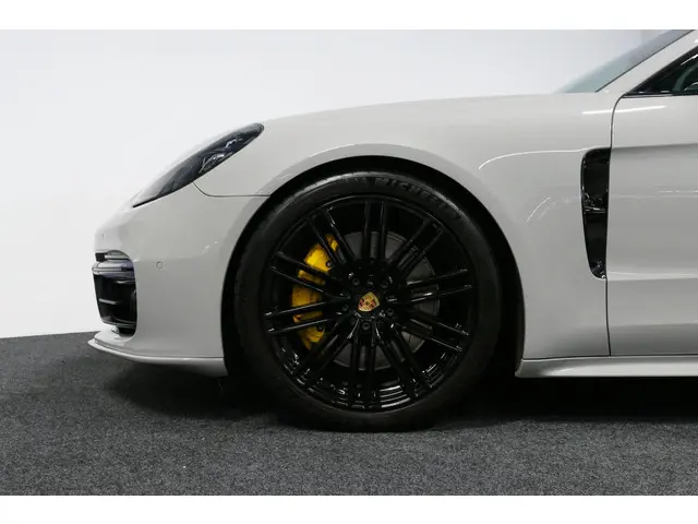 Porsche Panamera 2.9 4 E-Hybrid 2020 Hybride Benzine 29