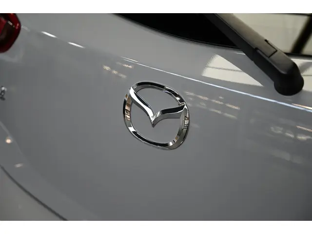 Mazda 2 SkyActiv-G 90 automaat Homura Aka 2024 Benzine 11