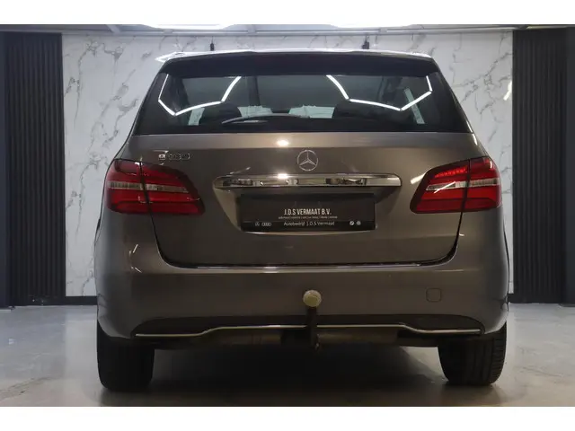 Mercedes-Benz B-Klasse 180 Ambition 2018 Benzine 12
