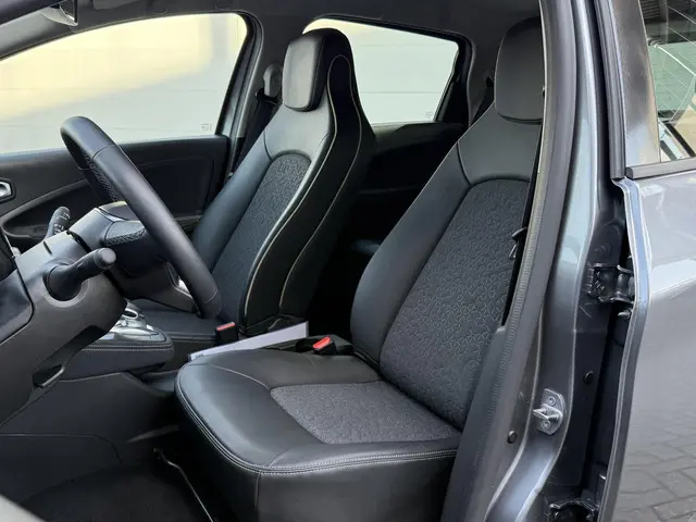 Renault ZOE R135 Iconic 52 kWh (Koopaccu) 2024 Elektrisch 5