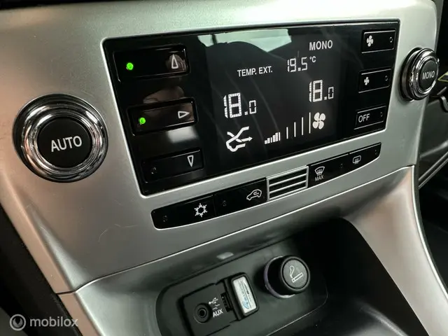 Lancia Delta 1.4 M.air Platinum 2012 Benzine 13