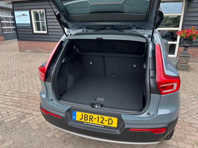 Volvo XC40 1.5 T3 Momentum 2019 Benzine 8