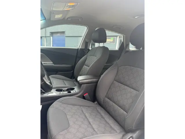 Kia Niro 1.6 GDi PHEV DynamicLine 2022 Hybride Benzine 11
