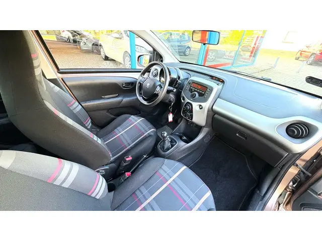Peugeot 108 3