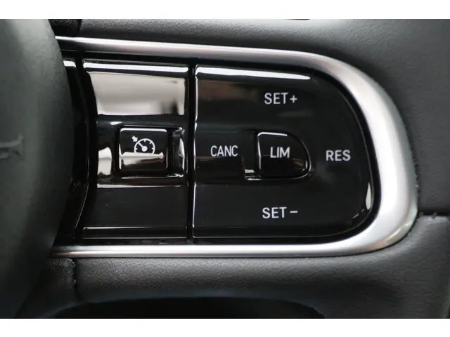 Fiat 500e Icon 42 kWh 2022 Elektrisch 32