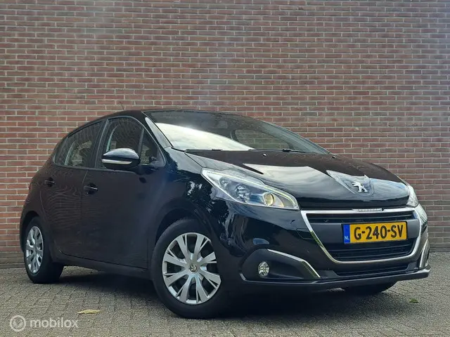Peugeot 208 1.5 BlueHDi Blue Lease NAVI/TRKHK 2019 Diesel 9