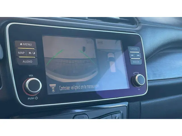 Nissan Leaf 62 kWh e+ N-Connecta 2021 Elektrisch 6
