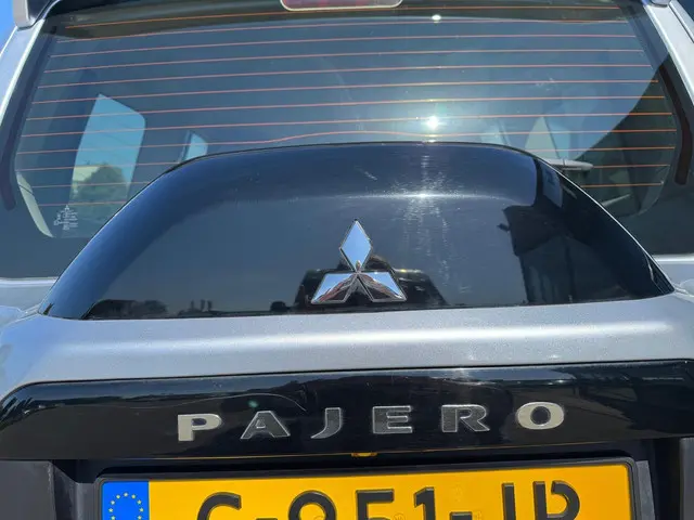 Mitsubishi Pajero 3.5 DI- Instyle 2016 Benzine 29