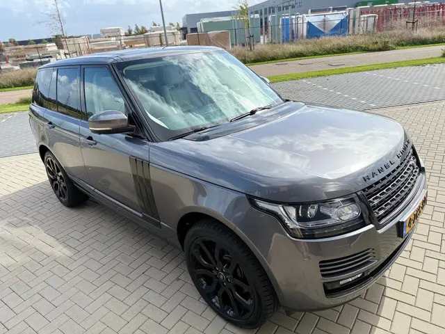 Land Rover Range Rover 3.0 TDV6 Vogue 2015 Diesel 26