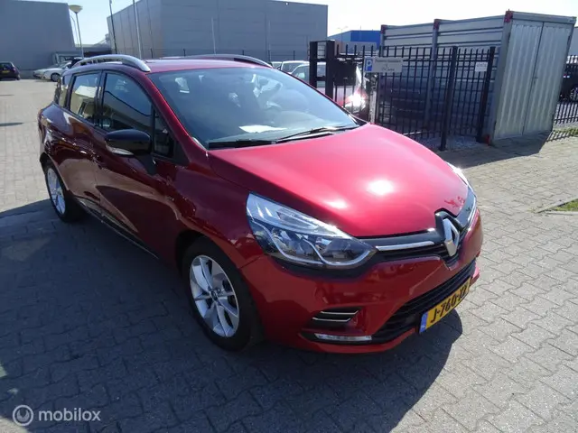 Renault Clio Estate 0.9 TCe Limited 2019 Benzine 3
