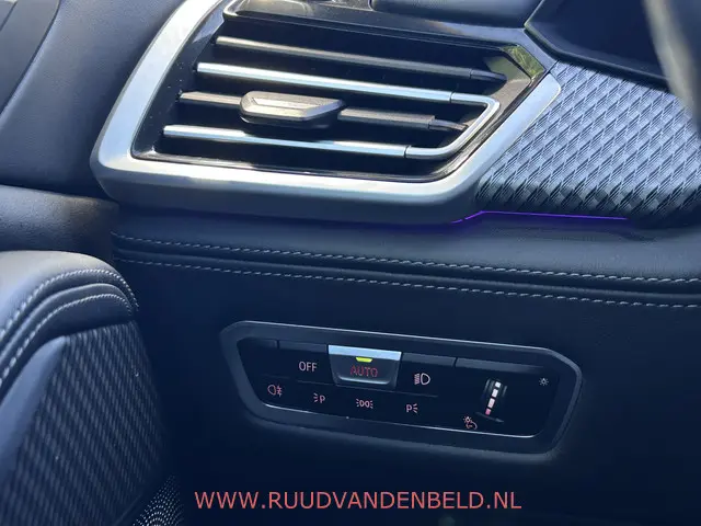 BMW X5 M COMPETITION 2021 Benzine 39