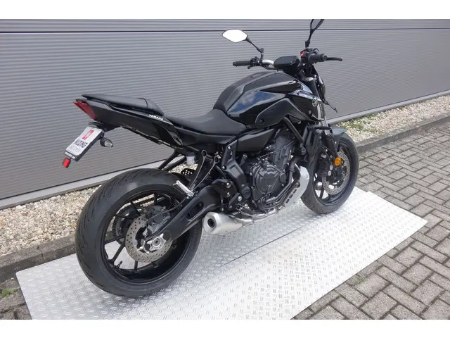 Yamaha MT 07 ABS 2021 Benzine 3