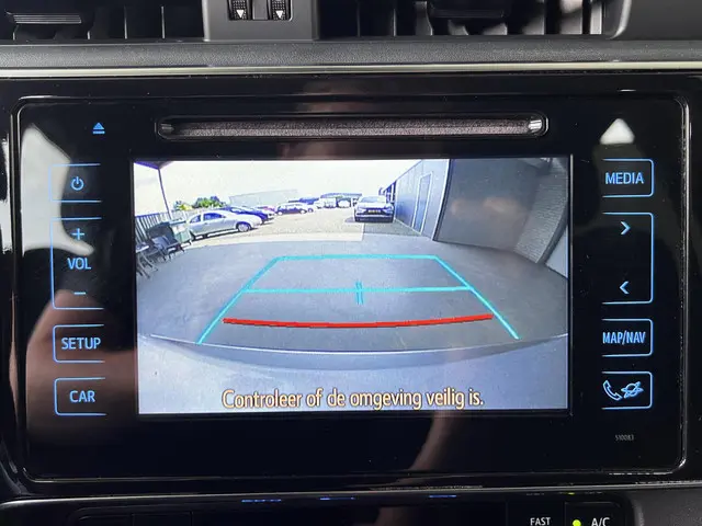 Toyota Auris 1.8 Hybrid Team D 2018 Hybride Benzine 15