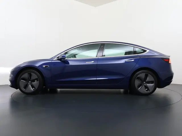 Tesla Model 3 Long Range AWD 75 kWh 2019 Elektrisch 4
