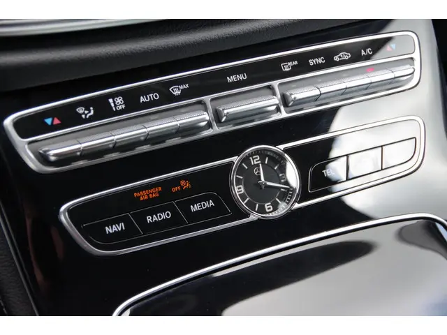 Mercedes-Benz E-Klasse 200 Prestige 2017 Benzine 16