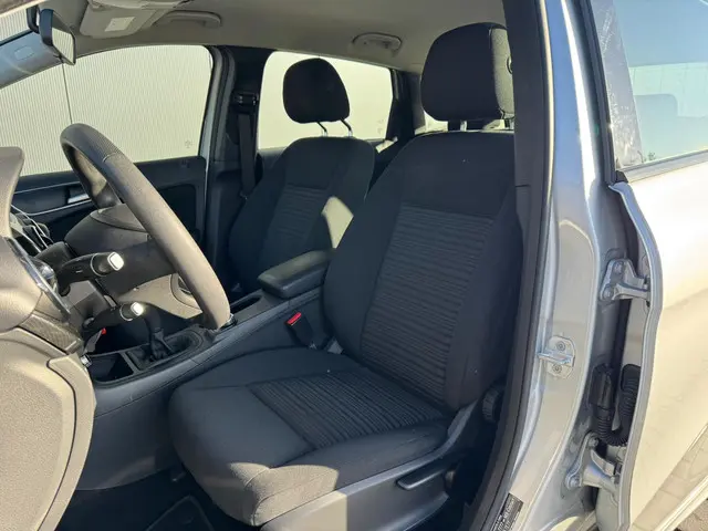 Mercedes-Benz B-Klasse 180 Ambition 2015 Benzine 4