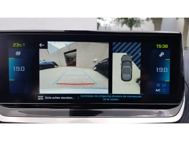 Peugeot e-2008 EV Allure Pack 50 kWh 2022 Elektrisch 15